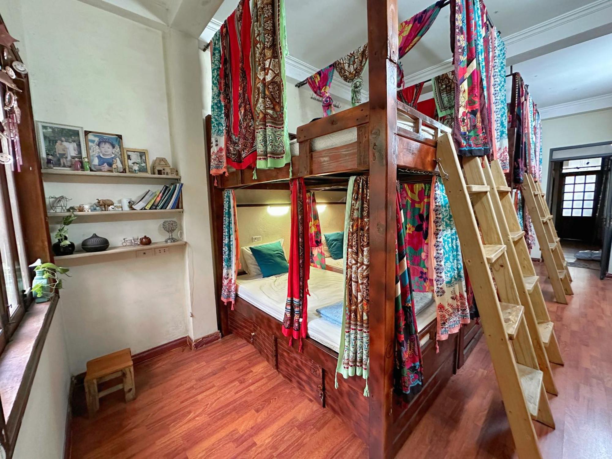 Halo Bay Homestay Ha Long Esterno foto