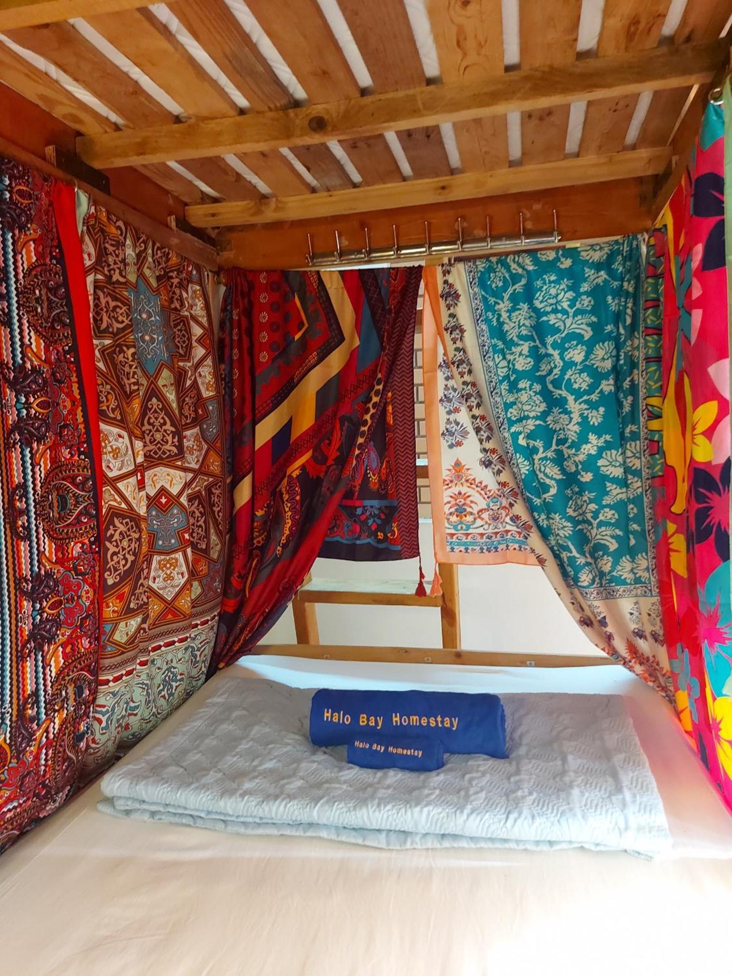 Halo Bay Homestay Ha Long Esterno foto