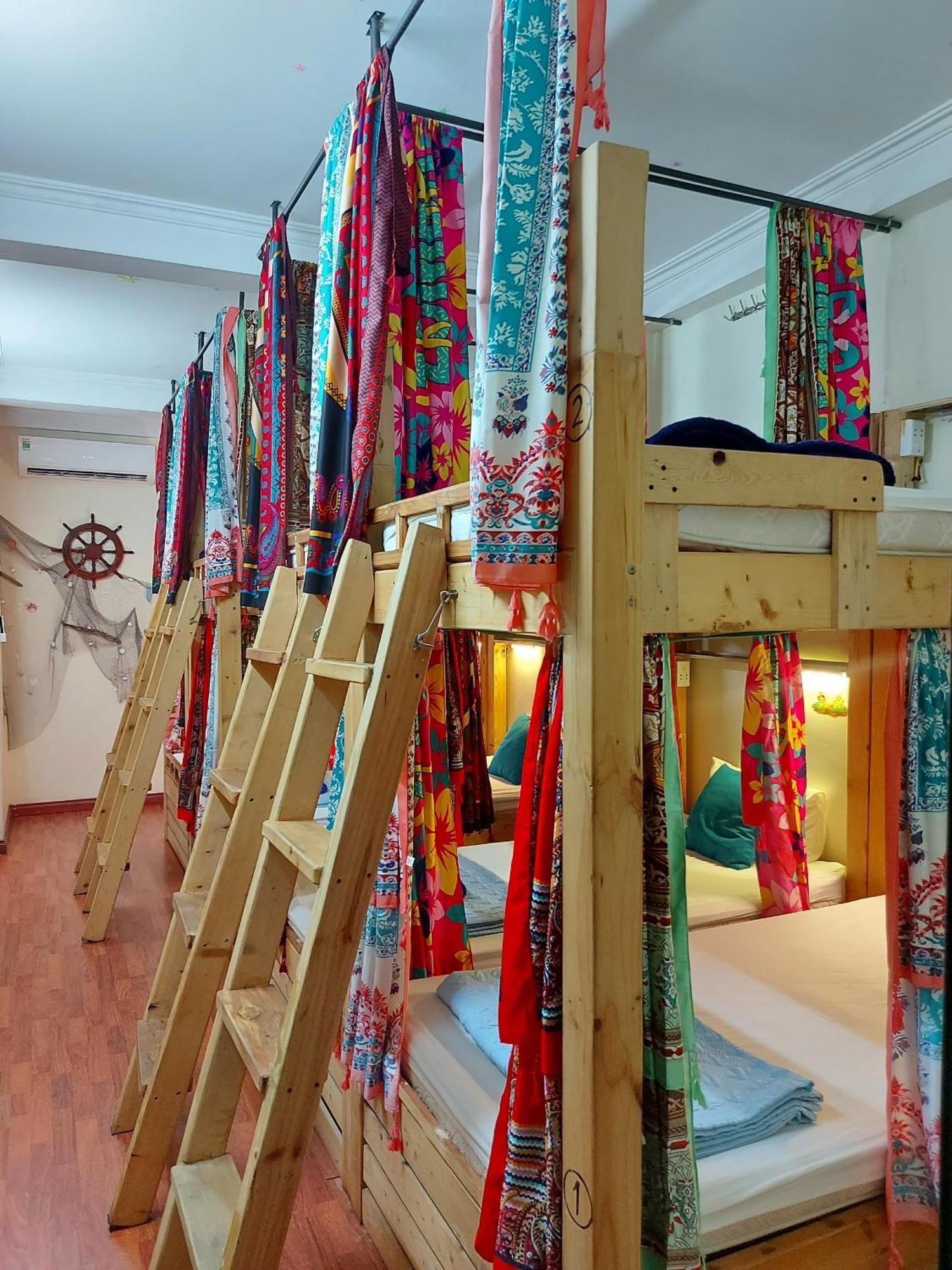 Halo Bay Homestay Ha Long Esterno foto