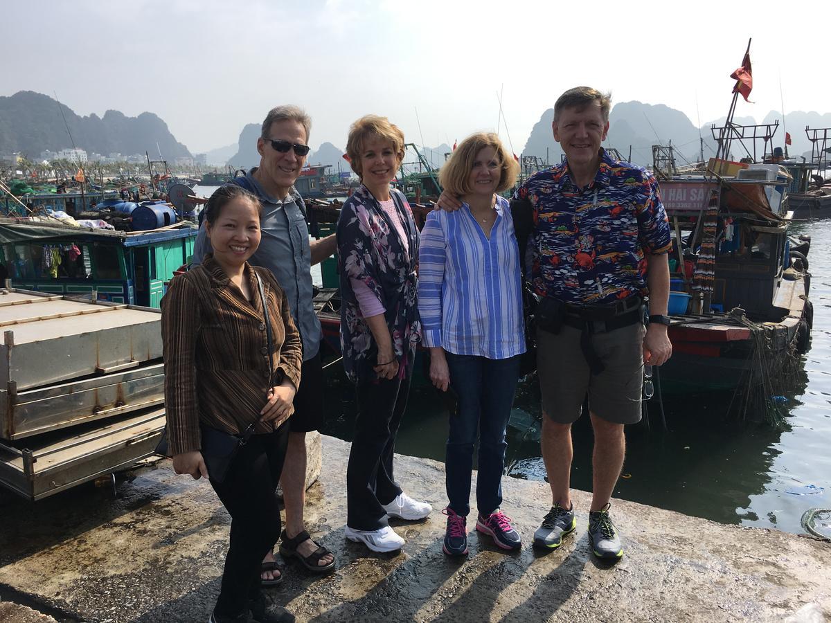 Halo Bay Homestay Ha Long Esterno foto