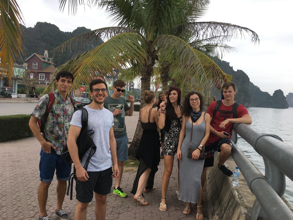 Halo Bay Homestay Ha Long Esterno foto